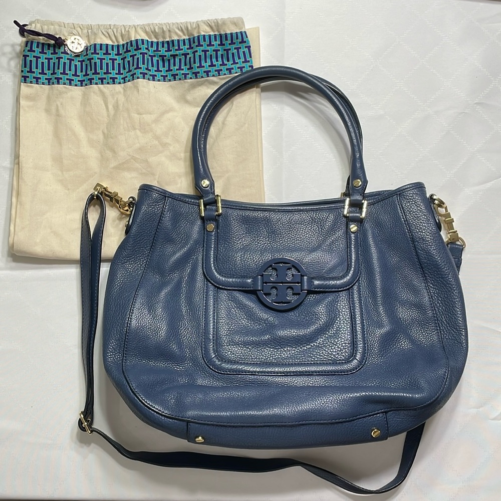 Tory Burch Amanda Hobo Bag